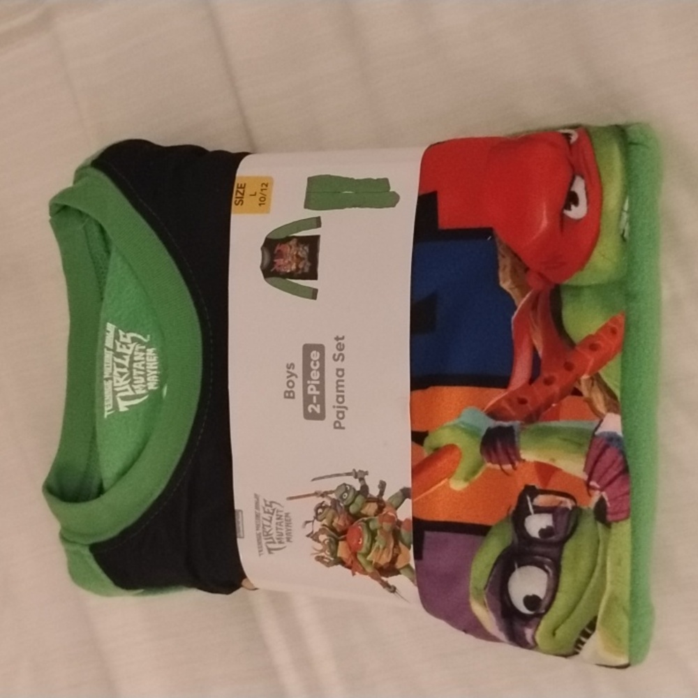 Ninja turtle two piece set size large 10/12 green by nickelodeon